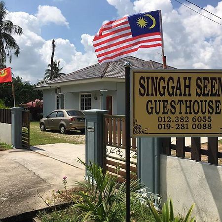 Singgah Seeni Guest House Padang Mat Sirat ภายนอก รูปภาพ