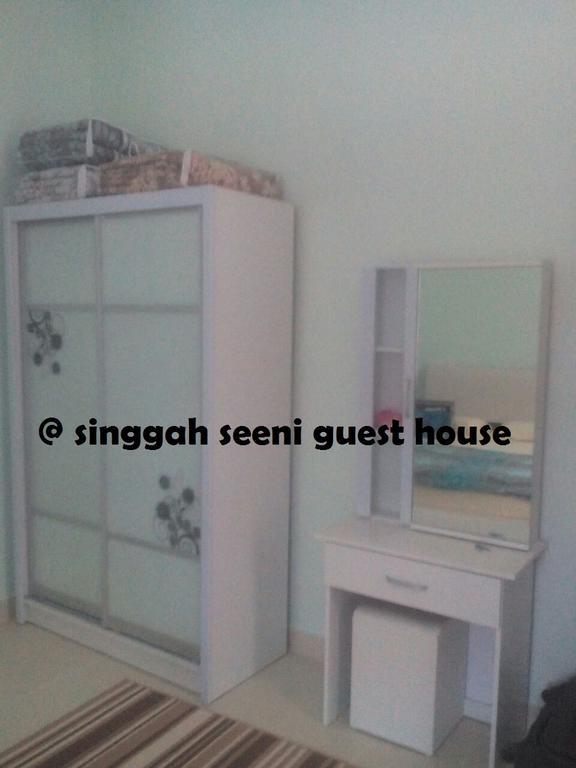 Singgah Seeni Guest House Padang Mat Sirat ภายนอก รูปภาพ